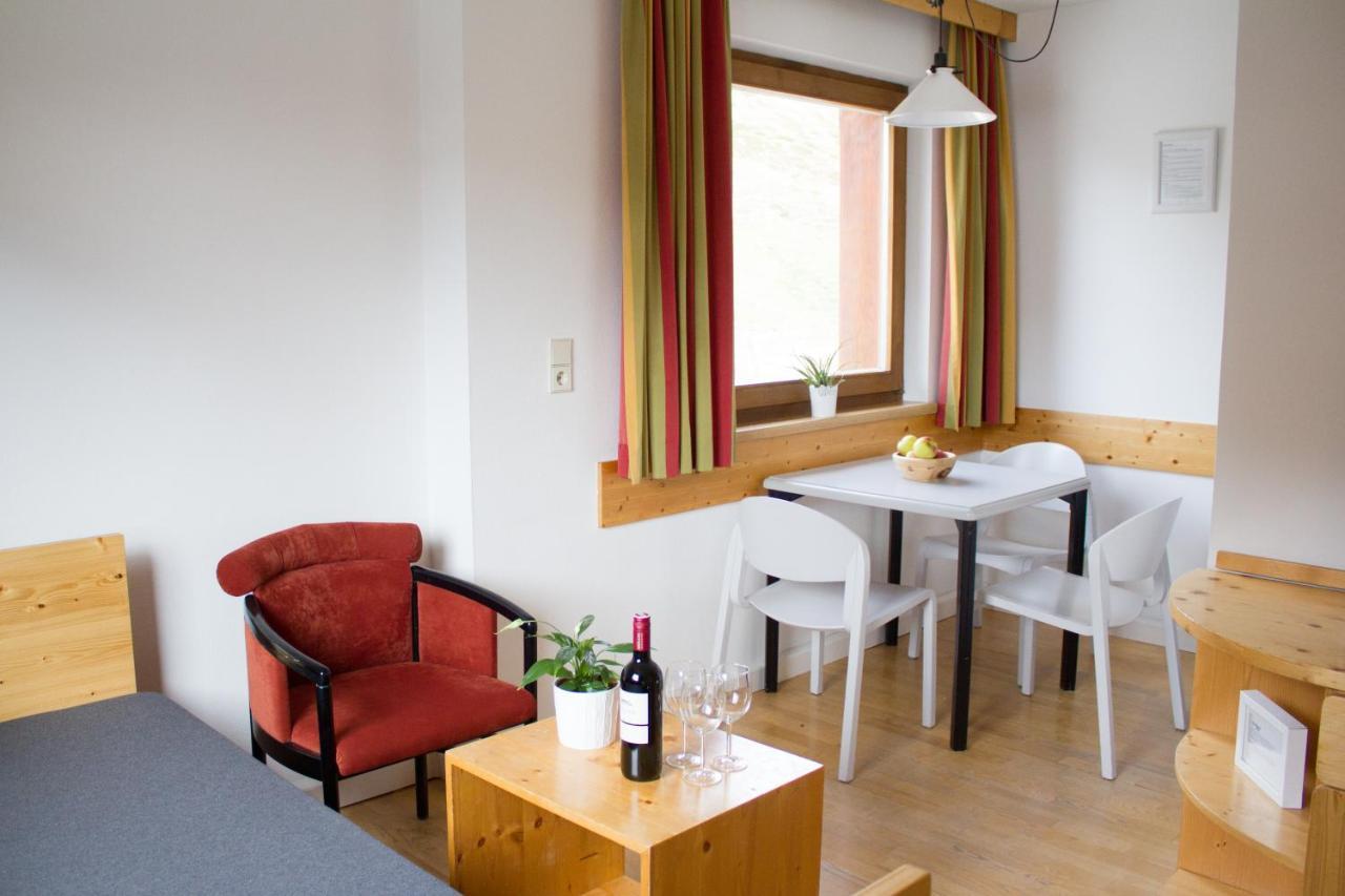 Appartements キュータイ エクステリア 写真
